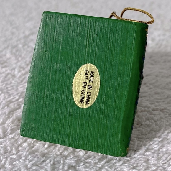 Vintage Teacher Bear with Apple Ornament Figurine Collectible - Picture 4 of 9